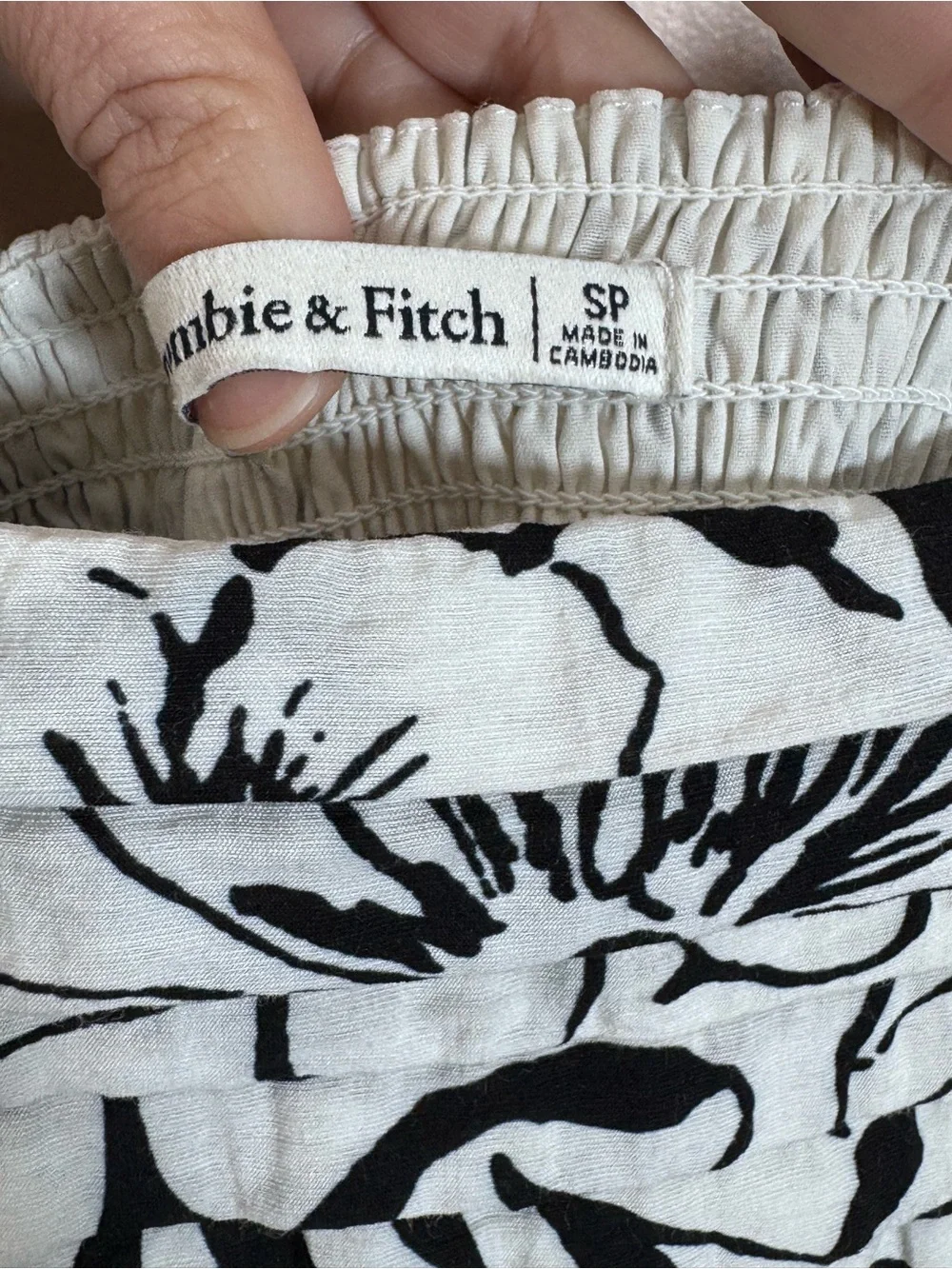 Abercrombie & Fitch Black and White Floral Tiered Maxi Dress S